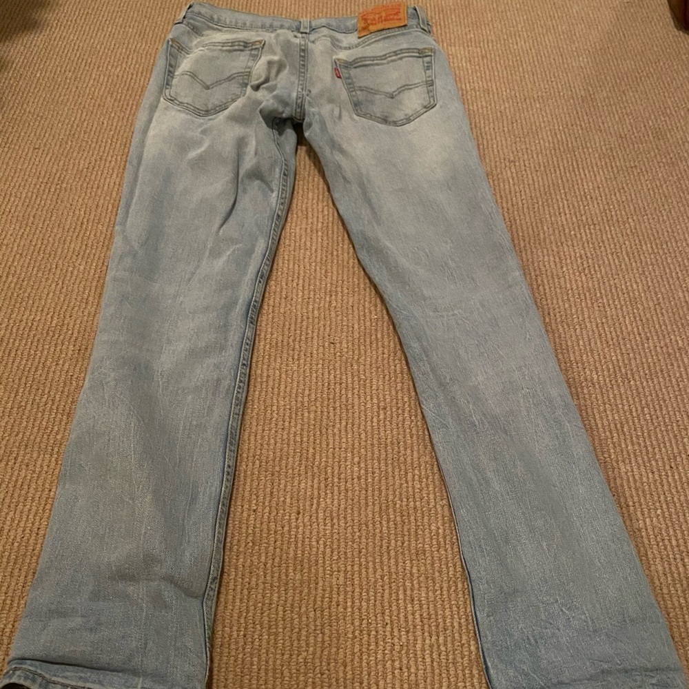Men’s Levi jeans